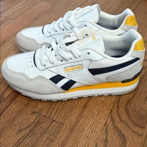 Reebok CL Harman Run LTCL Reebok White/Blue/Yellow